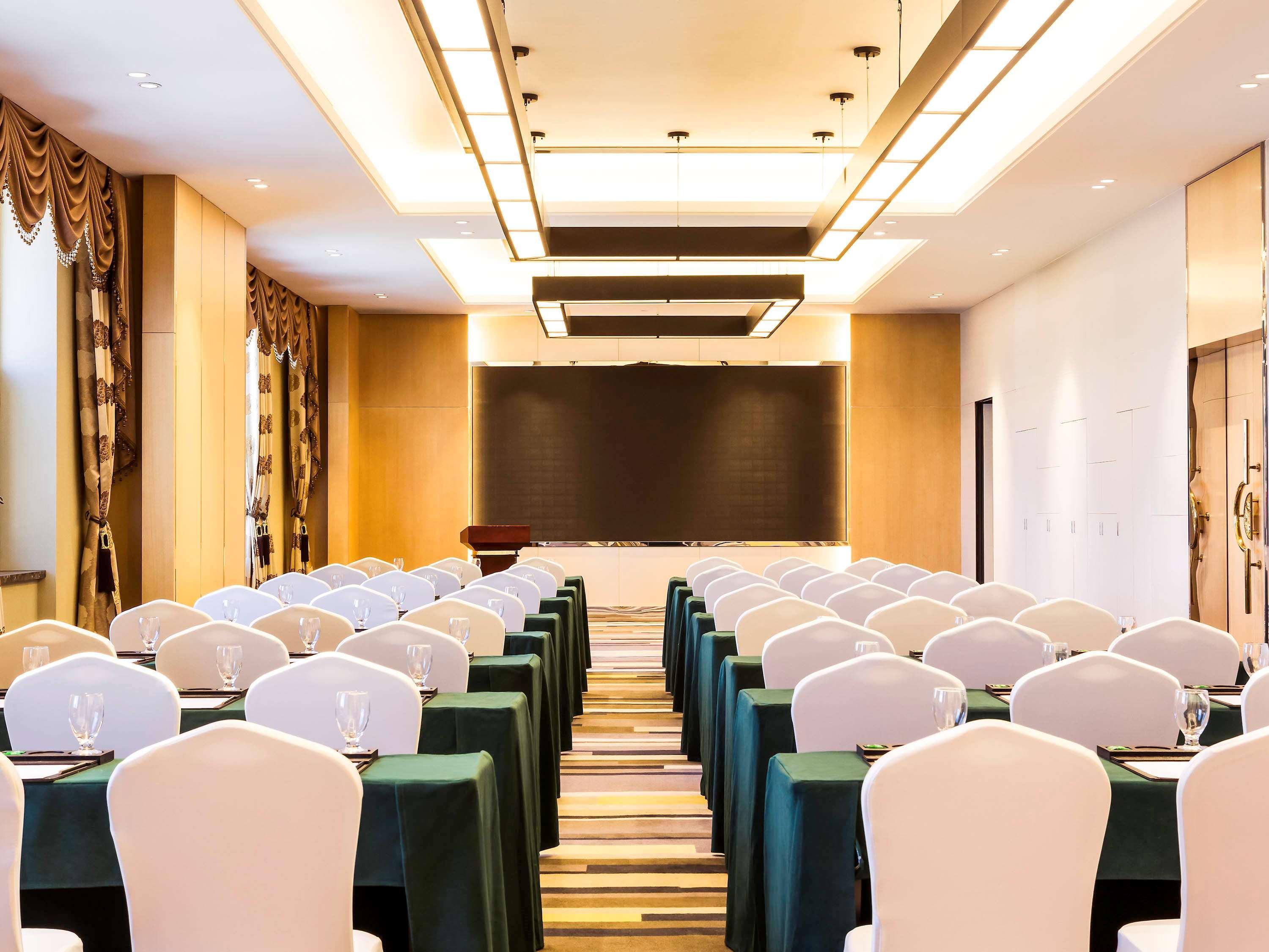 Novotel Daqing Haofang Екстер'єр фото