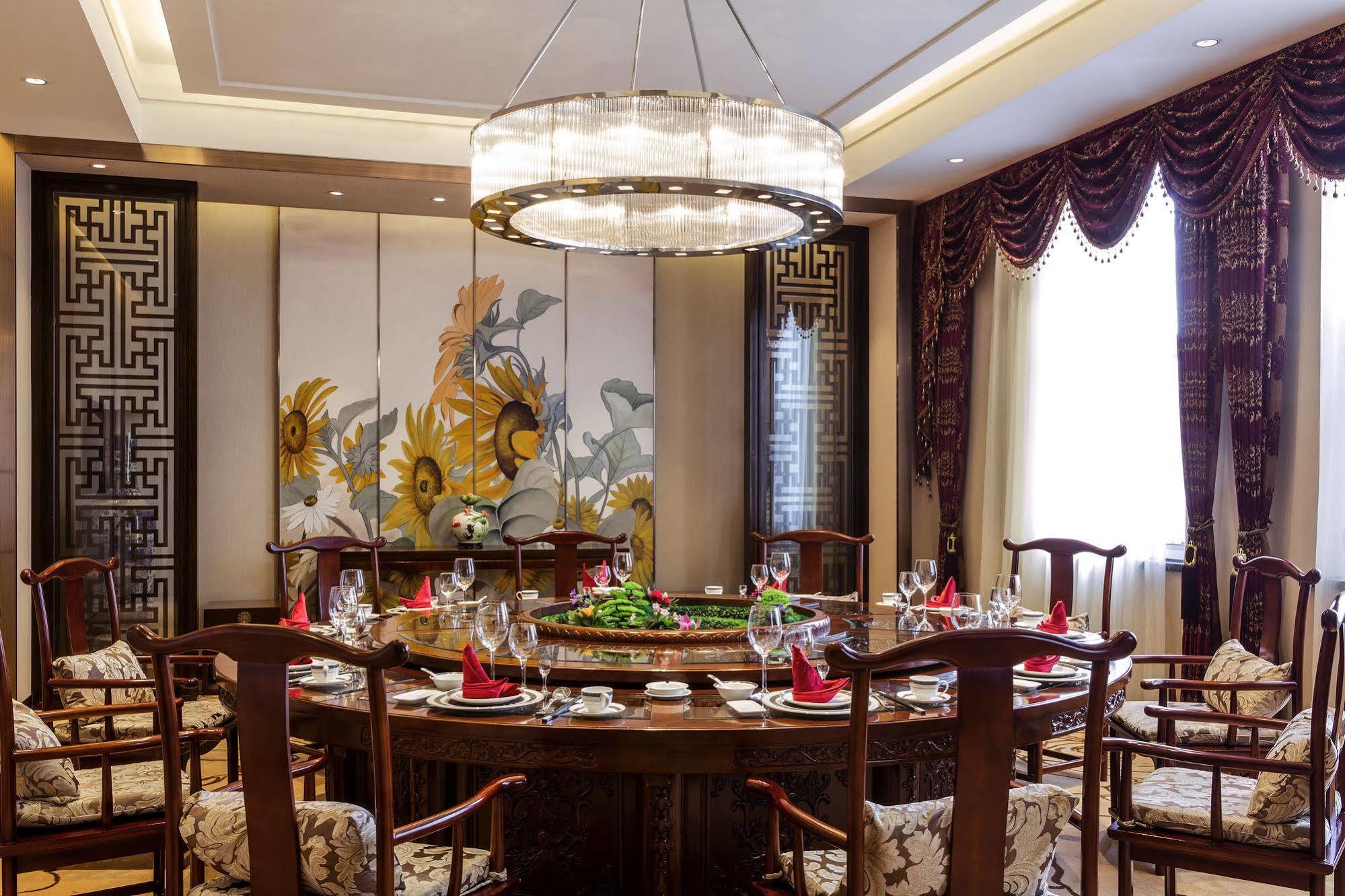 Novotel Daqing Haofang Екстер'єр фото
